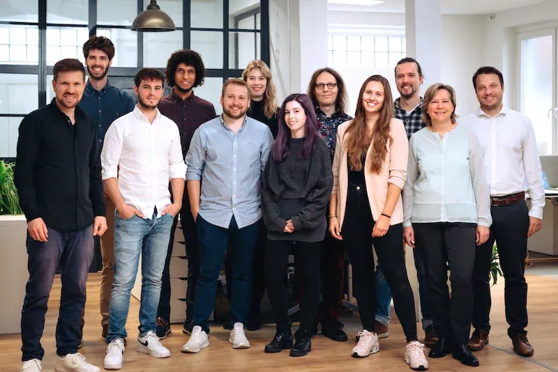 Gruppenbild des Northwind-Teams im Büro in Ludwigshafen